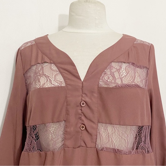 MOSSIMO lace stripe high low hem tab sleeve longer length polyester crepe top L - Picture 2 of 7